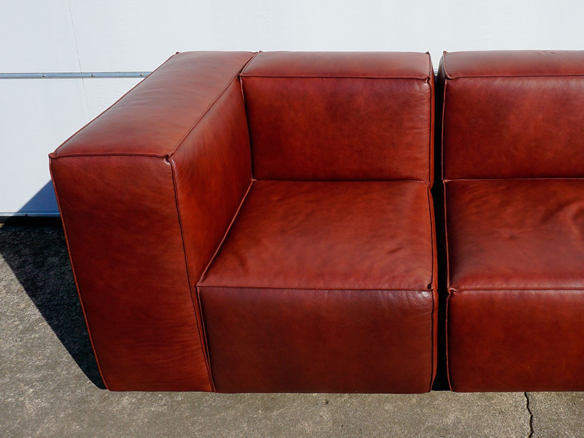 RE : Store Fixture UNITED ARROWS LTD. Leather Sectional Sofas SET