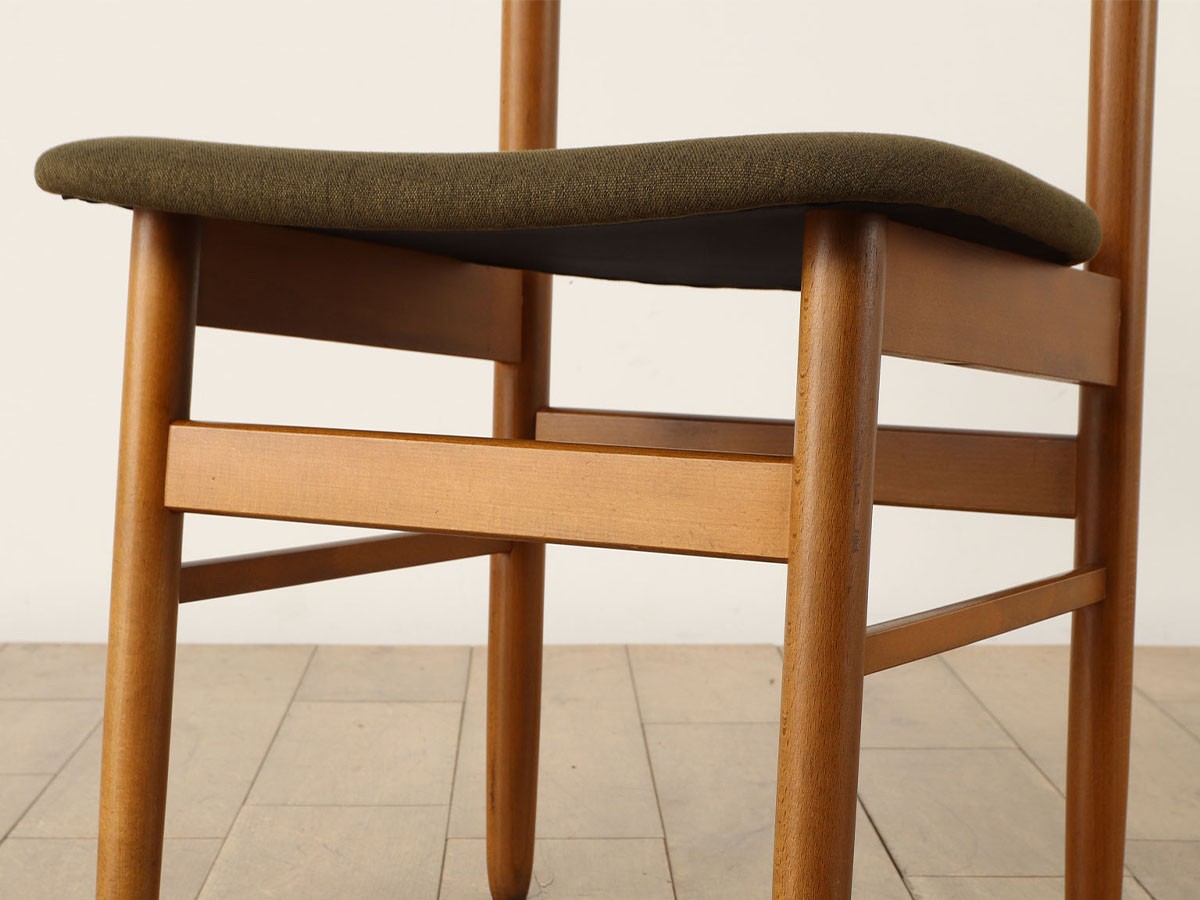 Lloyd's Antiques Real Antique
Dining Chair / ロイズ・アンティークス デンマークアンティーク家具
ダイニングチェア QM008406 （チェア・椅子 > ダイニングチェア） 16