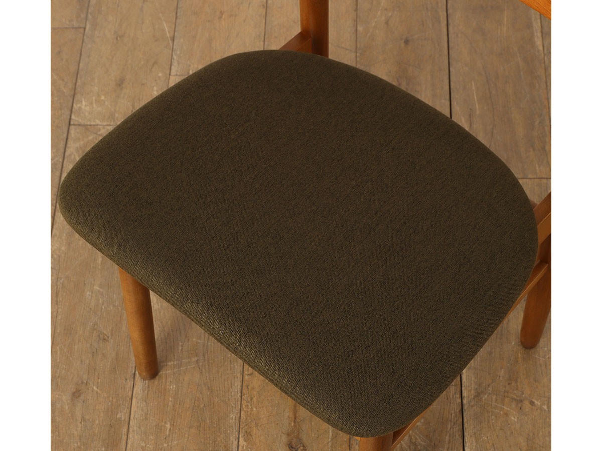Lloyd's Antiques Real Antique
Dining Chair / ロイズ・アンティークス デンマークアンティーク家具
ダイニングチェア QM008406 （チェア・椅子 > ダイニングチェア） 17