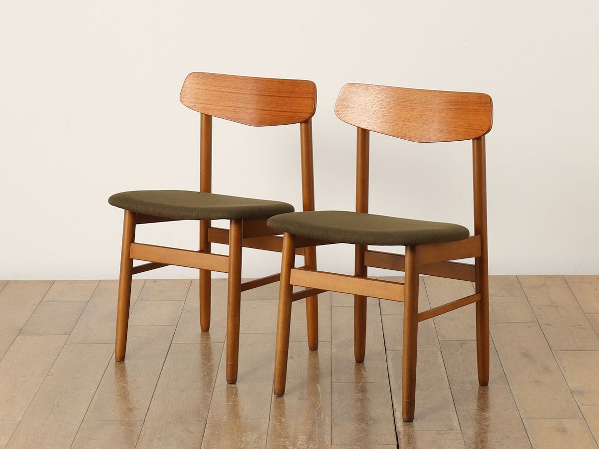 Lloyd's Antiques Real Antique
Dining Chair / ロイズ・アンティークス デンマークアンティーク家具
ダイニングチェア QM008406 （チェア・椅子 > ダイニングチェア） 10