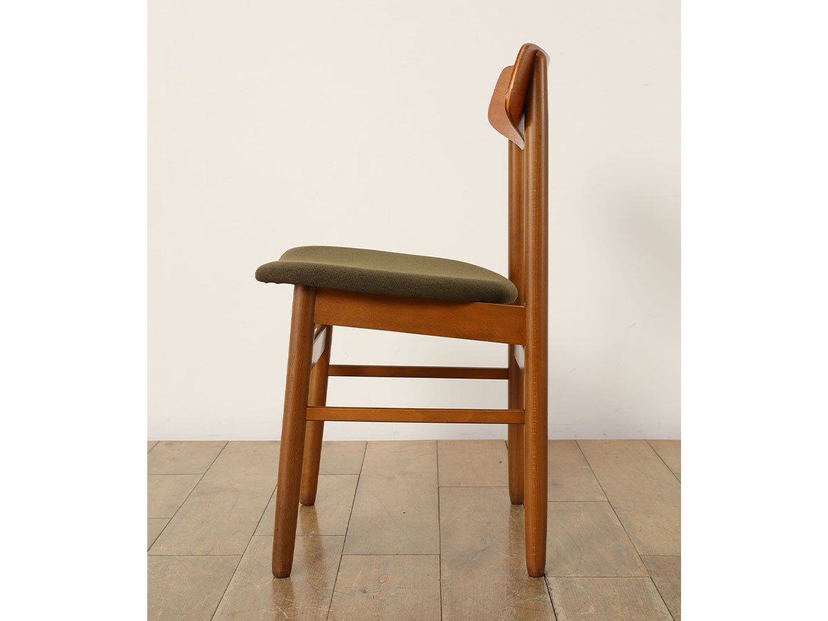 Lloyd's Antiques Real Antique
Dining Chair / ロイズ・アンティークス デンマークアンティーク家具
ダイニングチェア QM008406 （チェア・椅子 > ダイニングチェア） 6