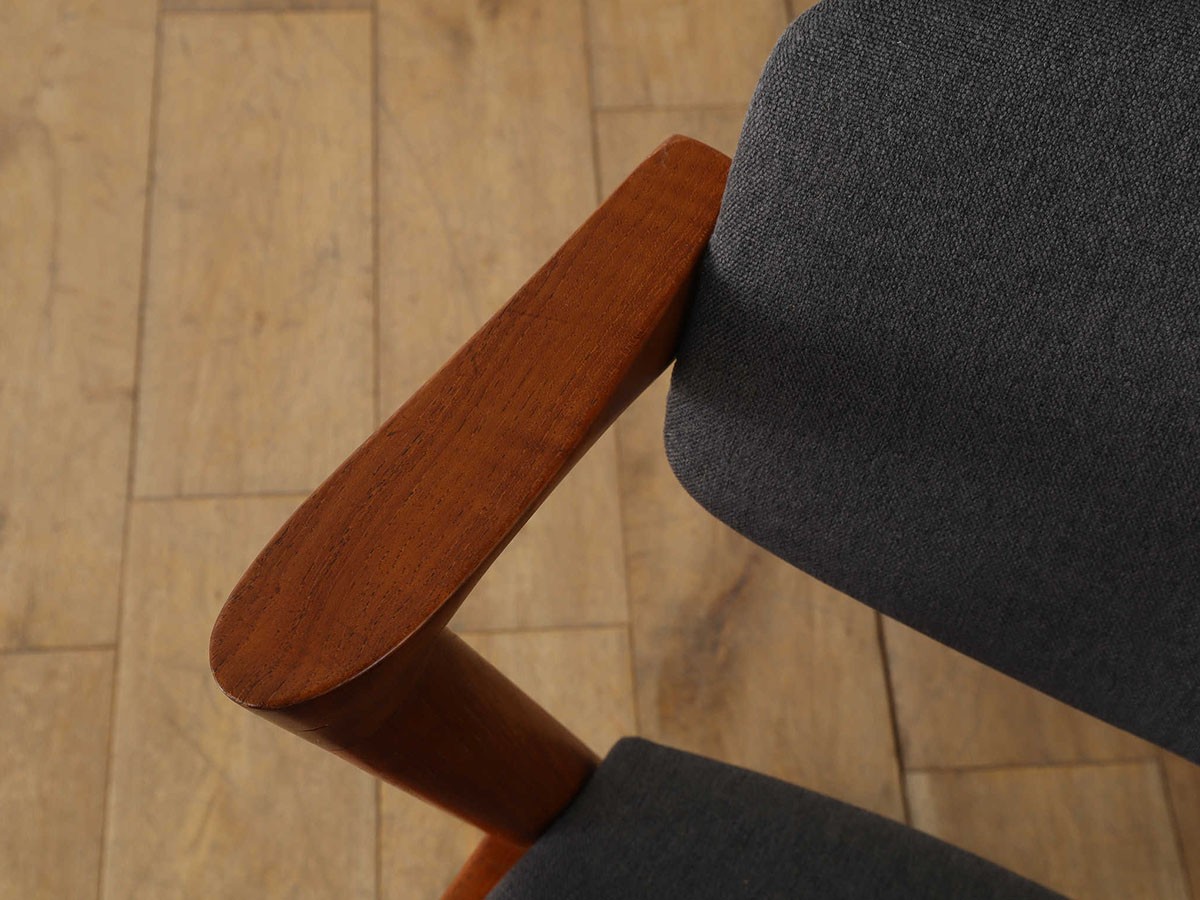 Lloyd's Antiques Real Antique
Kai Kristiansen Dining Chair Model.42 / ロイズ・アンティークス デンマークアンティーク家具
カイ・クリスチャンセン ダイニングチェア モデル42 （チェア・椅子 > ダイニングチェア） 12