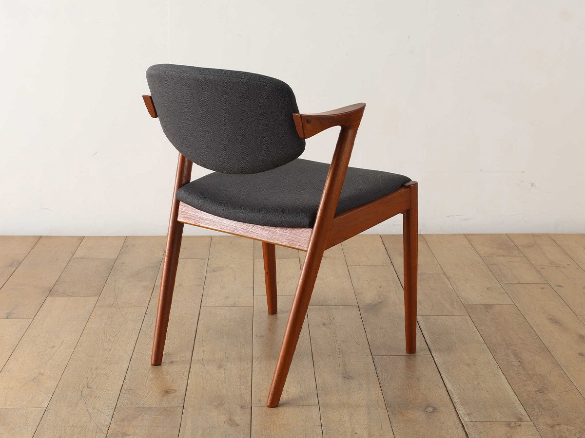 Lloyd's Antiques Real Antique
Kai Kristiansen Dining Chair Model.42 / ロイズ・アンティークス デンマークアンティーク家具
カイ・クリスチャンセン ダイニングチェア モデル42 （チェア・椅子 > ダイニングチェア） 8