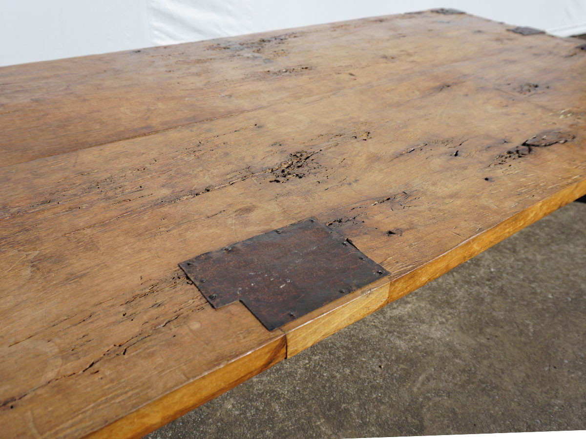 RE : Store Fixture UNITED ARROWS LTD. Old Lumber Low Table / リ ストア フィクスチャー ユナイテッドアローズ 古材ローテーブル （テーブル > ローテーブル・リビングテーブル・座卓） 11
