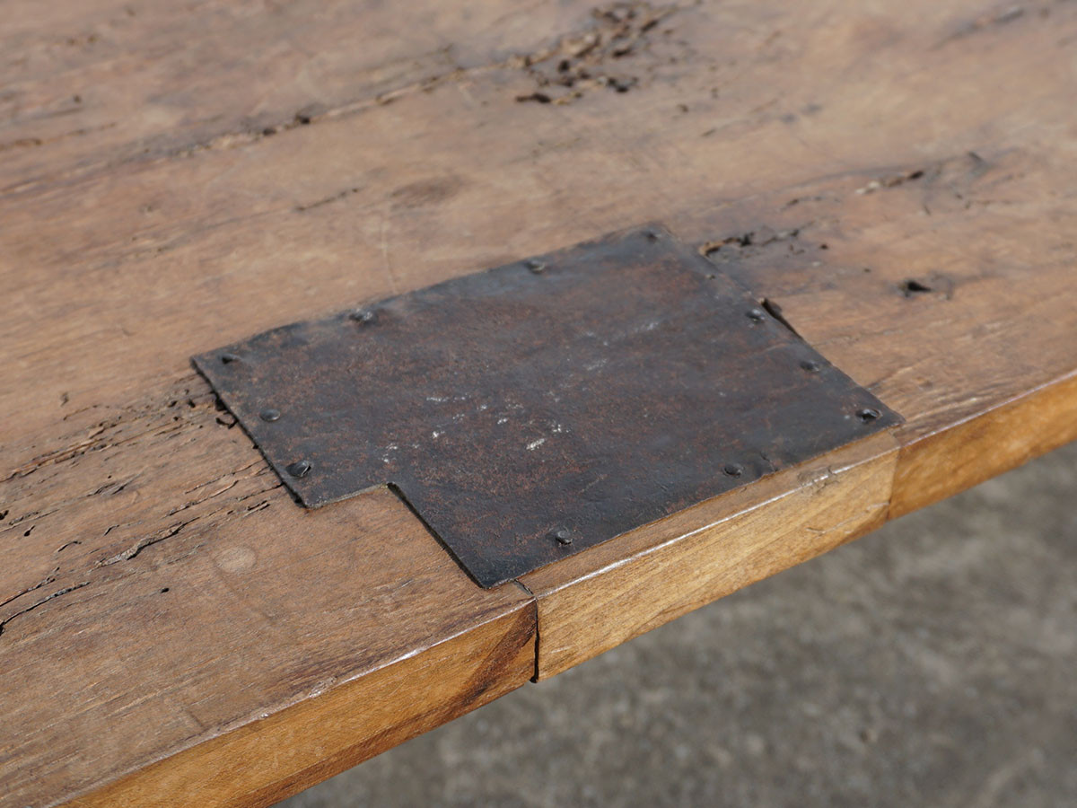 RE : Store Fixture UNITED ARROWS LTD. Old Lumber Low Table / リ ストア フィクスチャー ユナイテッドアローズ 古材ローテーブル （テーブル > ローテーブル・リビングテーブル・座卓） 12