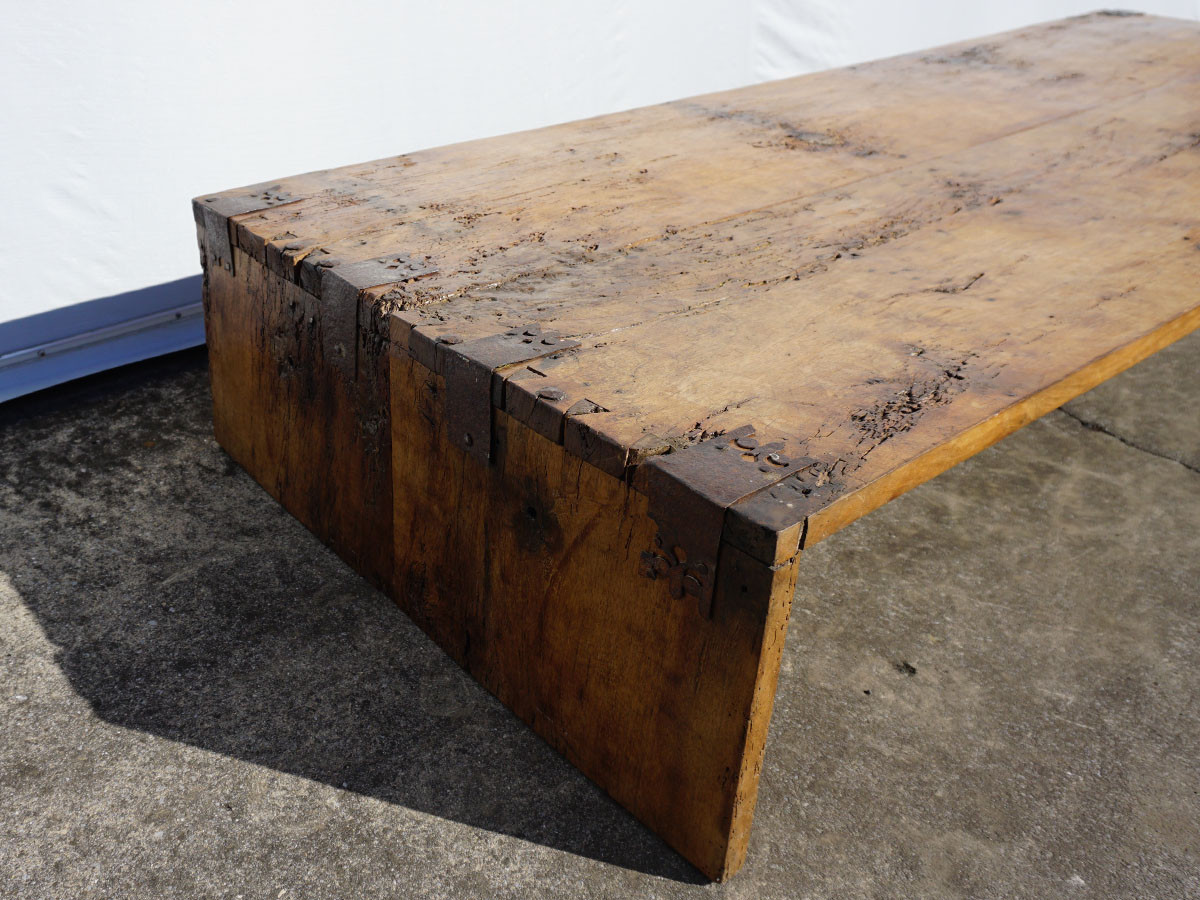 RE : Store Fixture UNITED ARROWS LTD. Old Lumber Low Table / リ ストア フィクスチャー ユナイテッドアローズ 古材ローテーブル （テーブル > ローテーブル・リビングテーブル・座卓） 8