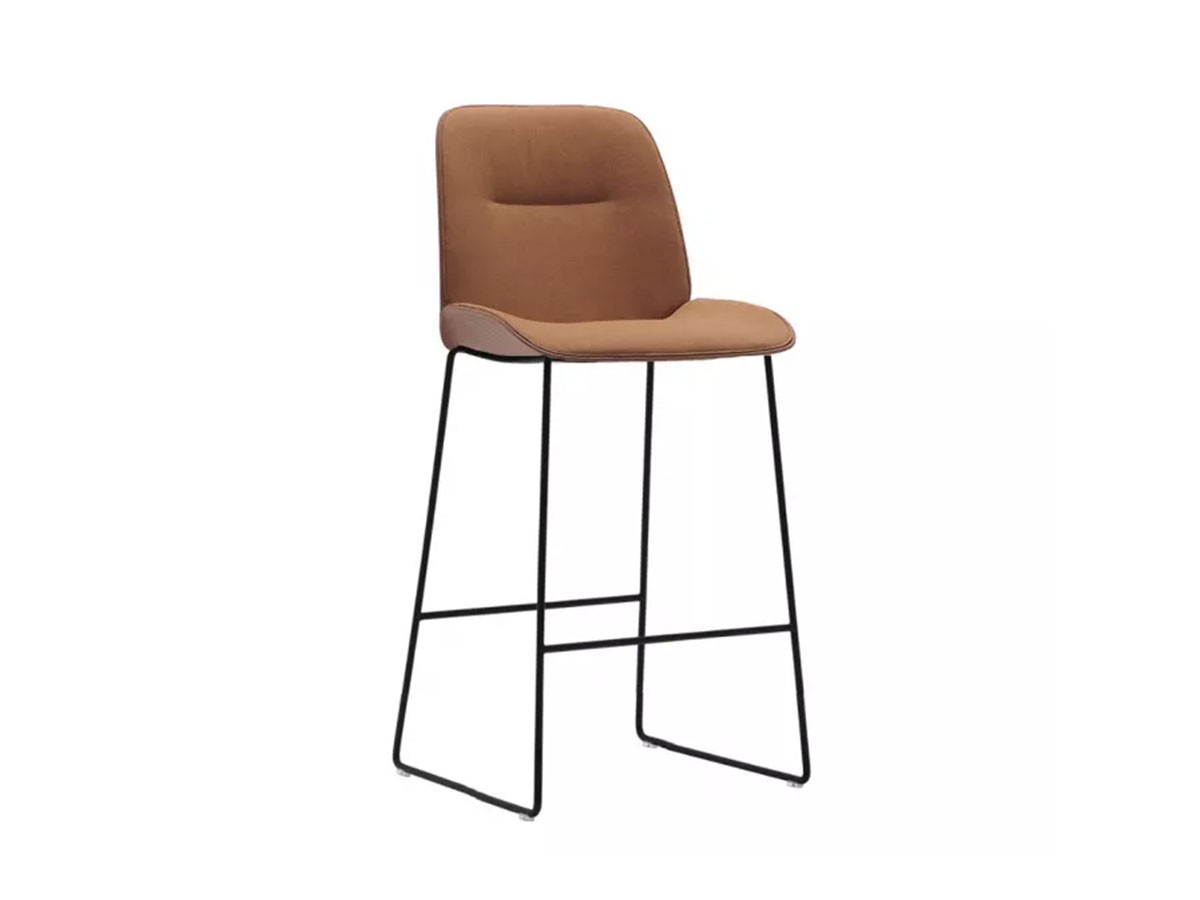 Andreu World Nuez Counter Stool
Upholstered Shell Pad / アンドリュー・ワールド ヌエス BQ2767
カウンタースツール スレッジベース（シェルパッド） （チェア・椅子 > カウンターチェア・バーチェア） 1