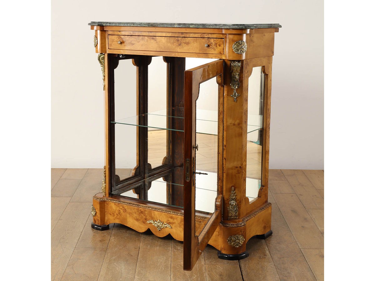 Lloyd's Antiques Real Antique 
Empire Display Cabinet / ロイズ・アンティークス 英国アンティーク家具
エンパイアディスプレイキャビネット （収納家具 > キャビネット） 6
