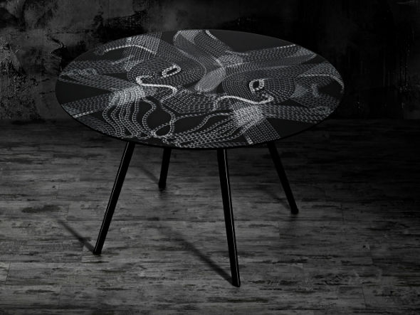 DIESEL LIVING with MOROSO PYLON ROUND TABLE CHAIN GLAM DIESEL LIVING with MOROSO PYLON ROUND TABLE CHAIN GLAM