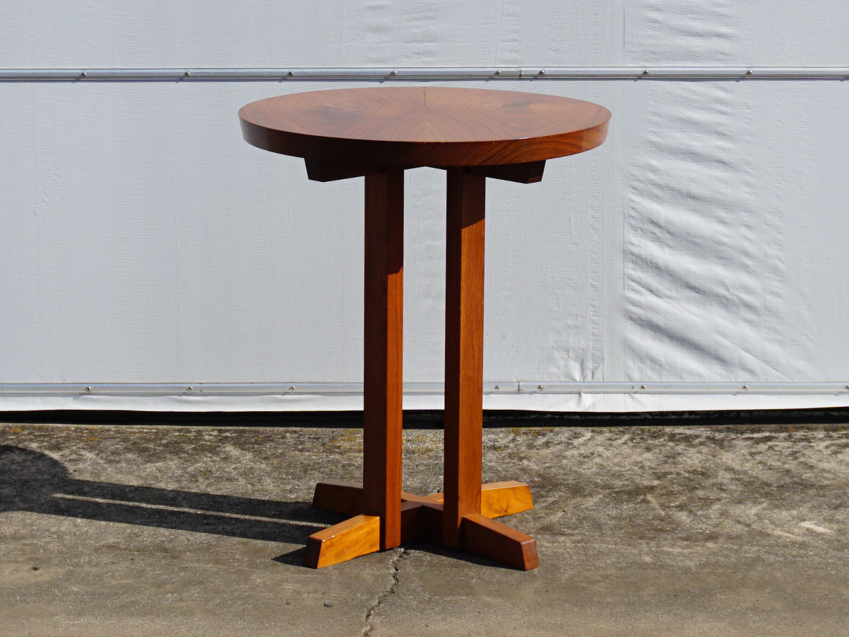 RE : Store Fixture UNITED ARROWS LTD. Solid Wood Round Table / リ