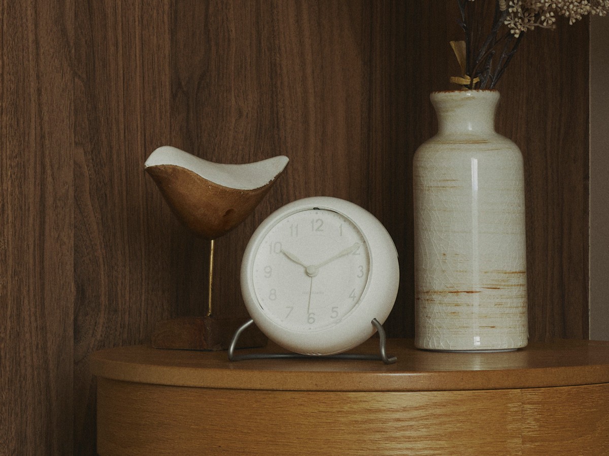 ARNE JACOBSEN
Station Bellevue Table Clock / アルネ・ヤコブセン
ステーション ベルビュー テーブルクロック (時計 > 置時計) 1