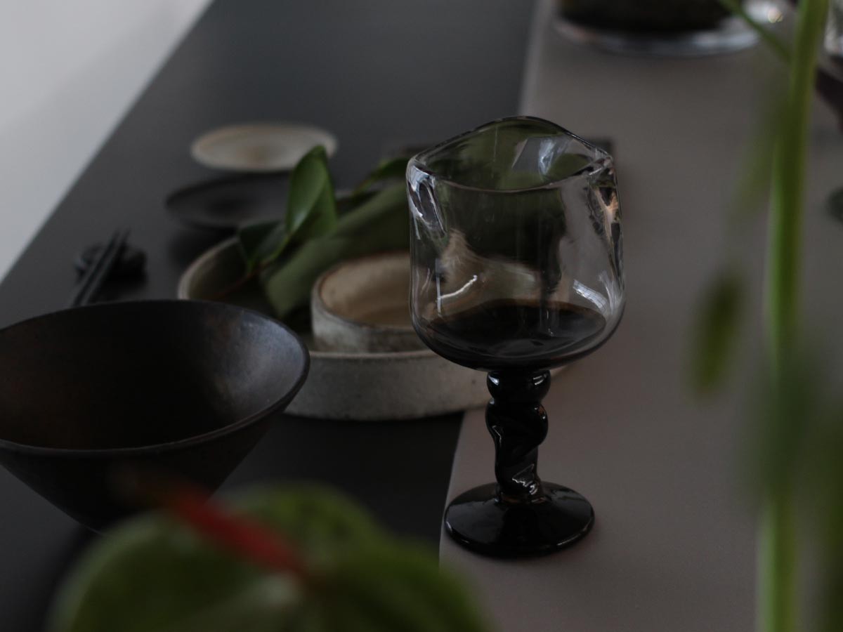 COCHI ENISHI GLASS R
SUKE - KUROURUSHI / コチ 縁 グラス R（透け黒漆） （食器・テーブルウェア > タンブラー・グラス） 9