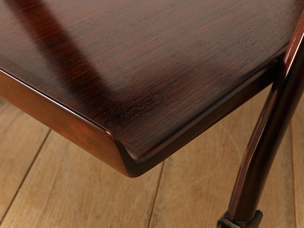 Lloyd's Antiques Real Antique
Tea Cart / ロイズ・アンティークス イタリアアンティーク家具
イタリアンティーカート （キッチン収納・食器棚 > キッチンワゴン） 9