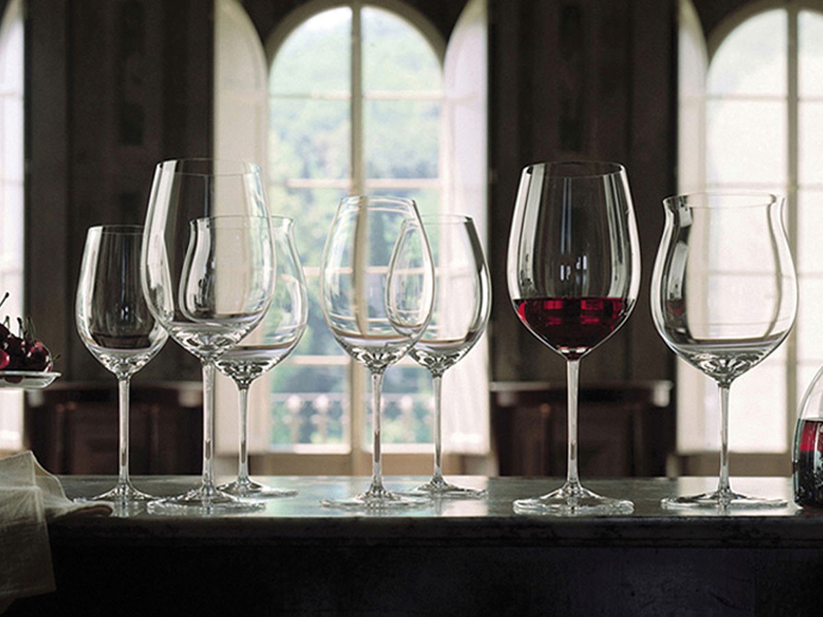RIEDEL Sommeliers
Mature Bordeaux / Chablis（Chardonnay） / リーデル ソムリエ
マチュア・ボルドー / シャブリ（シャルドネ） （食器・テーブルウェア > ワイングラス・シャンパングラス） 6