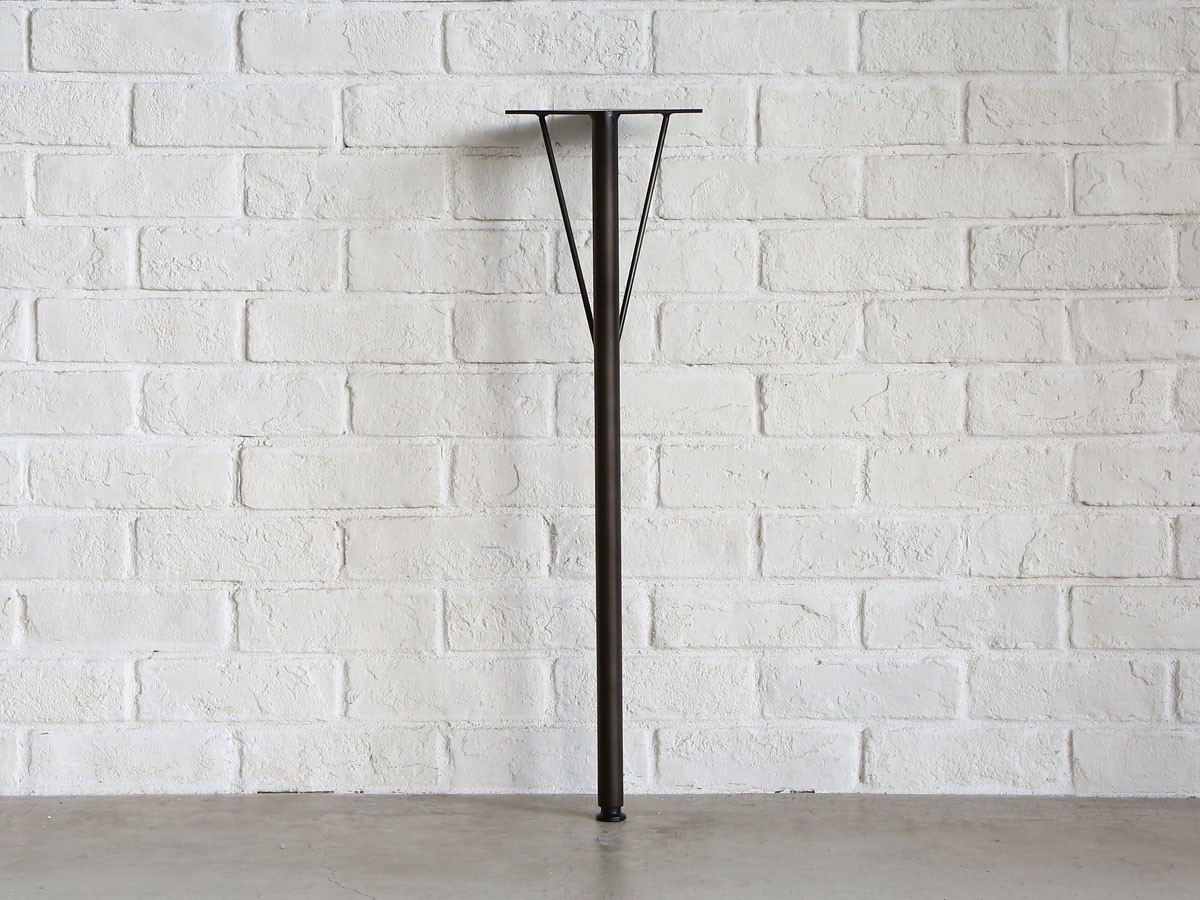 Knot antiques MATERIA DINING TABLE / ノットアンティークス マテリア ダイニングテーブル
ヘリンボーン柄天板 + No.2脚（丸脚） （テーブル > ダイニングテーブル） 9