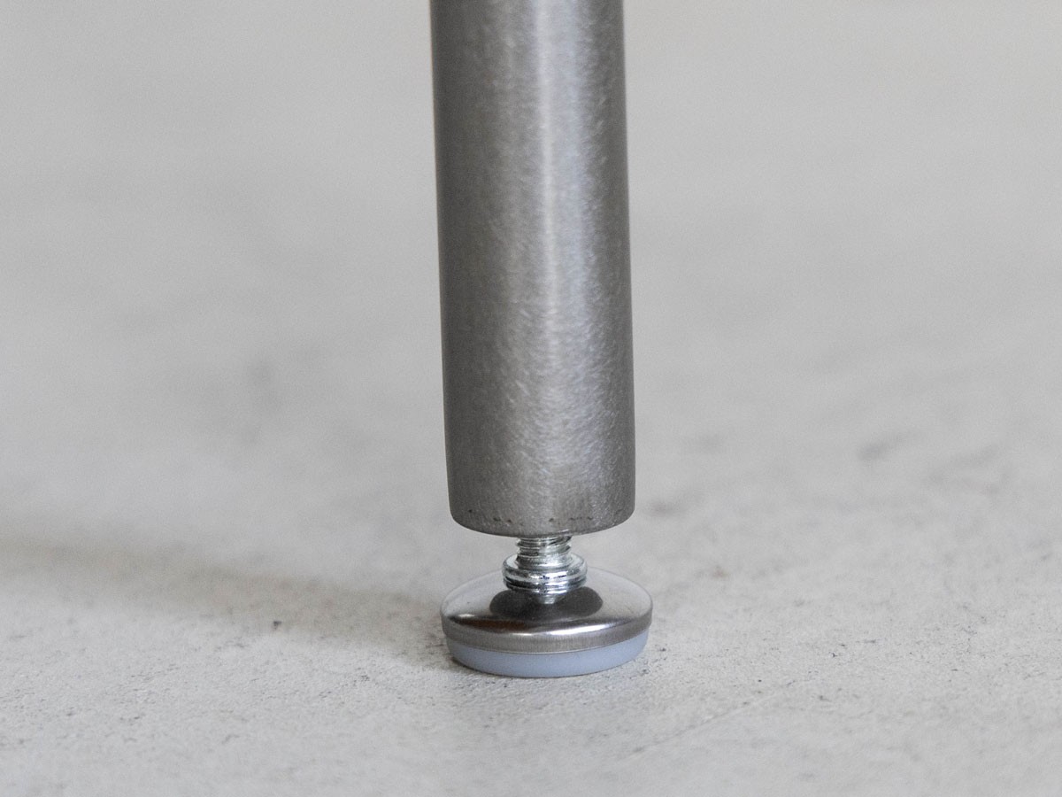 Knot antiques MATERIA DINING TABLE / ノットアンティークス マテリア ダイニングテーブル
ヘリンボーン柄天板 + No.2脚（丸脚） （テーブル > ダイニングテーブル） 42