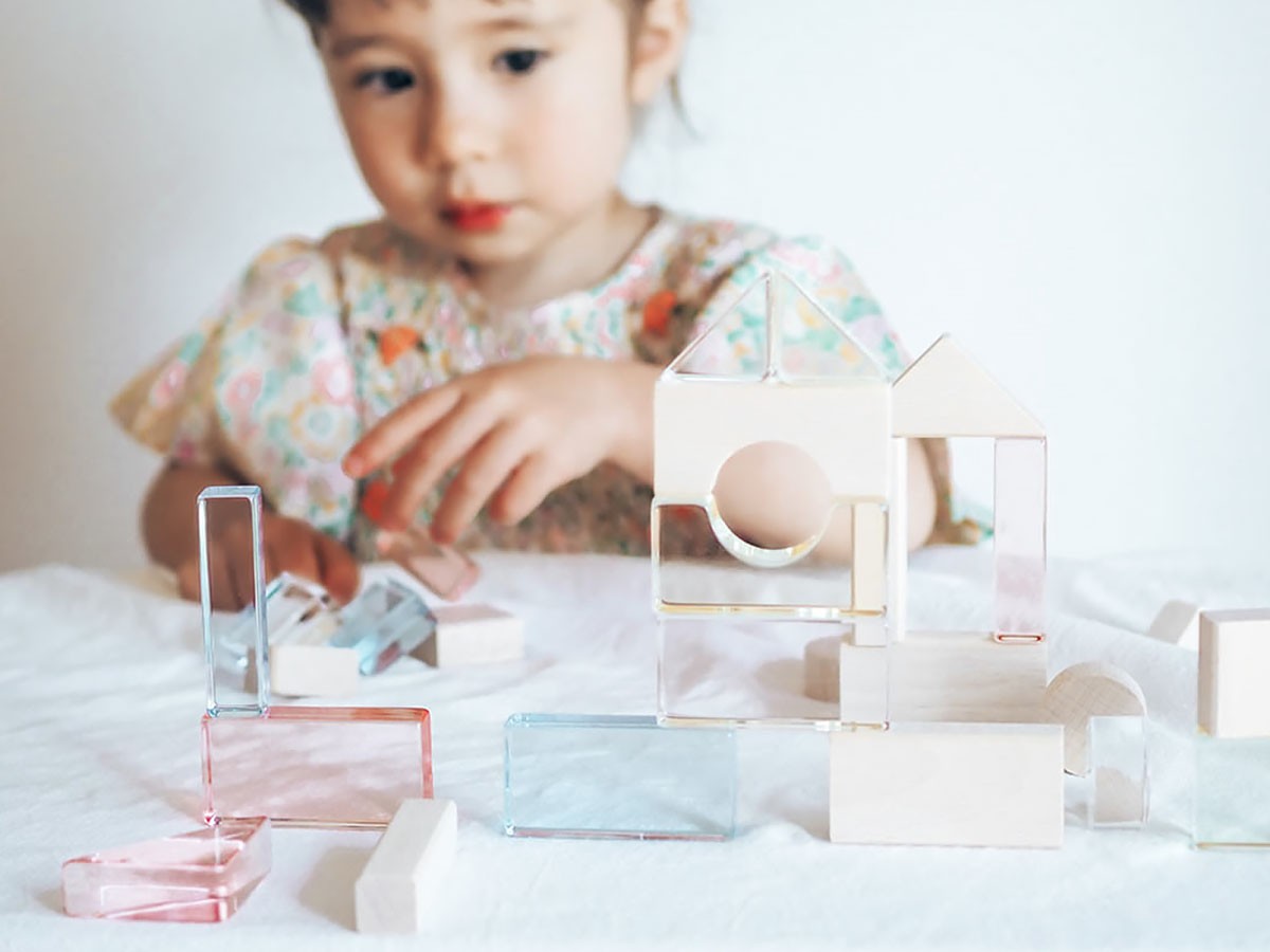 Lumiere Cubes / ルミエール キューブ
アクリル＆木の積み木 26ピース （キッズ家具・ベビー用品 > おもちゃ・玩具） 4