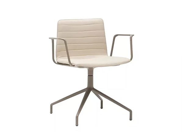 Andreu World Flex Chair
Armchair
Fully Upholstered Shell / アンドリュー・ワールド フレックス チェア SO1305
アームチェア 回転式スターベース（フルパッド） （チェア・椅子 > ダイニングチェア） 6
