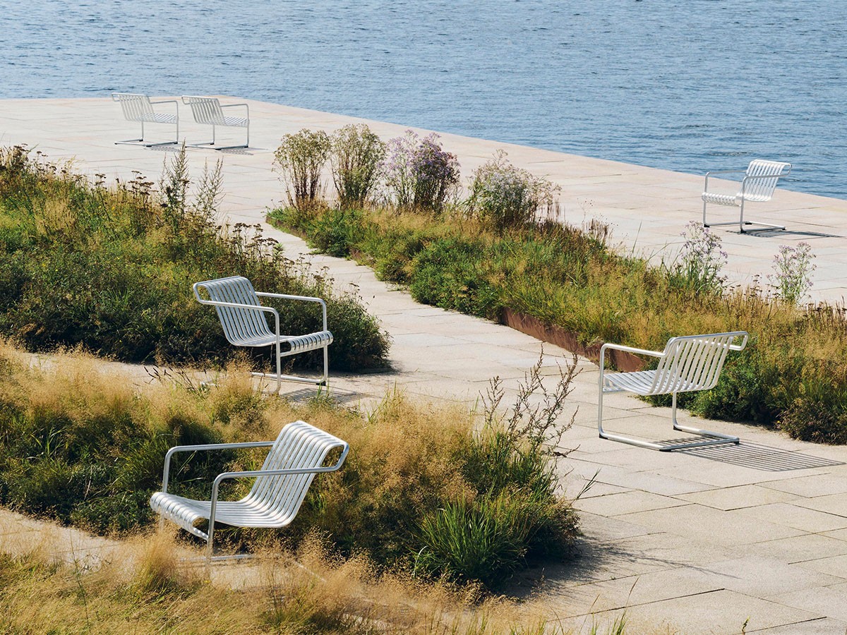HAY PALISSADE CANTILEVER LOUNGE CHAIR LOW HOT GALVANISED / ヘイ パリサード カンチレバー ラウンジチェア ホットガルバナイズド （チェア・椅子 > ラウンジチェア） 4