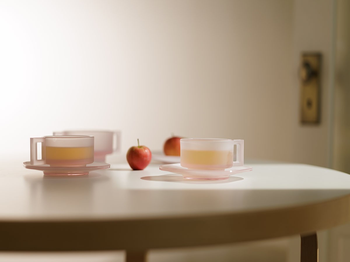 ARNO GLASS Cup & Saucer Pink Frosted / アルノグラス カップ & ソーサー（ピンクフロステッド） （食器・テーブルウェア > コーヒーカップ・ティーカップ） 3