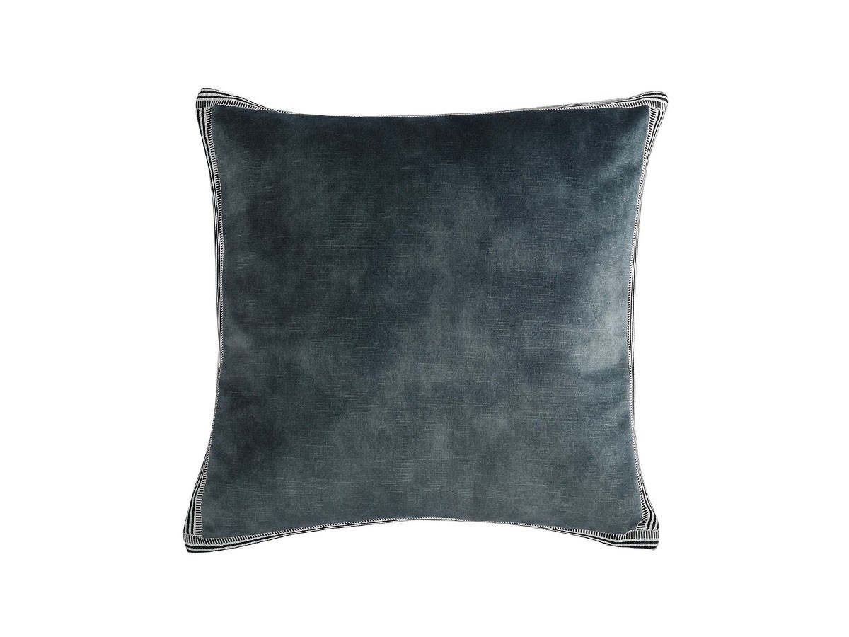 CASAMANCE Manade Cushion / カサマンス マナド クッション 65 × 65cm （クッション > クッション・クッションカバー） 3