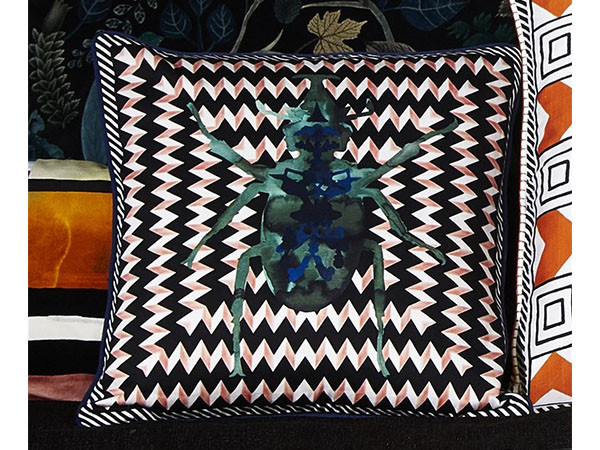 DESIGNERS GUILD Christian Lacroix
Beetle Waves Oeillet Cusion 40 × 40cm / デザイナーズギルド クリスチャンラクロワ
ビートル ウィーブス ウイエ クッション 40 × 40cm （クッション > クッション・クッションカバー） 6