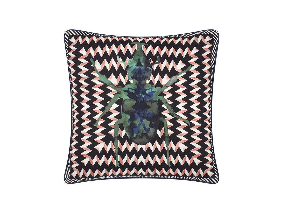 DESIGNERS GUILD Christian Lacroix
Beetle Waves Oeillet Cusion 40 × 40cm / デザイナーズギルド クリスチャンラクロワ
ビートル ウィーブス ウイエ クッション 40 × 40cm （クッション > クッション・クッションカバー） 3