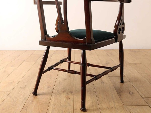 Lloyd's Antiques Real Antique 
Armchair / ロイズ・アンティークス イギリスアンティーク家具
アームチェア ID009079 （チェア・椅子 > ダイニングチェア） 9