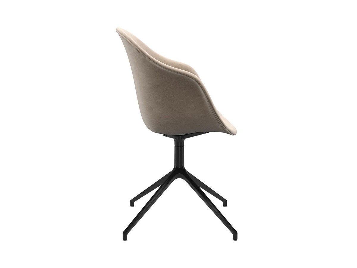 BoConcept ADELAIDE CHAIR / ボーコンセプト アデレード チェア 肘付 回転脚（ベルベット） -  インテリア・家具通販【FLYMEe】