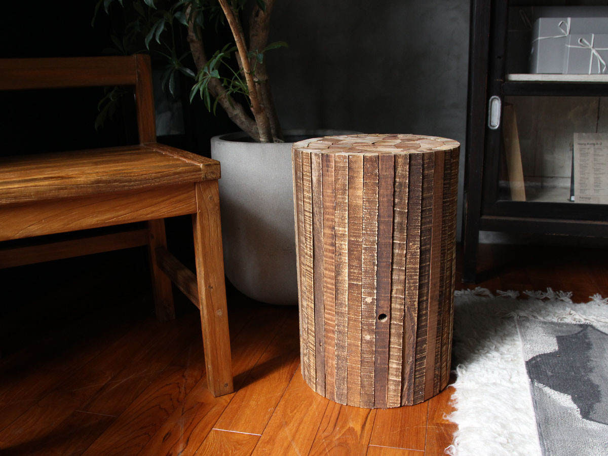 Collected-wood round stool 10