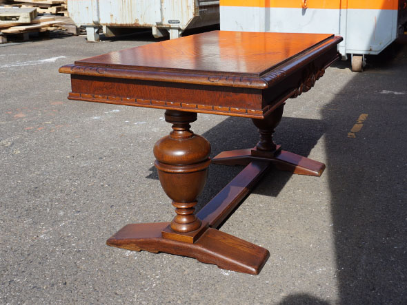RE : Store Fixture UNITED ARROWS LTD. Bulbous Leg Table / リ ストア フィクスチャー ユナイテッドアローズ ブルボースレッグ テーブル （テーブル > ローテーブル・リビングテーブル・座卓） 5