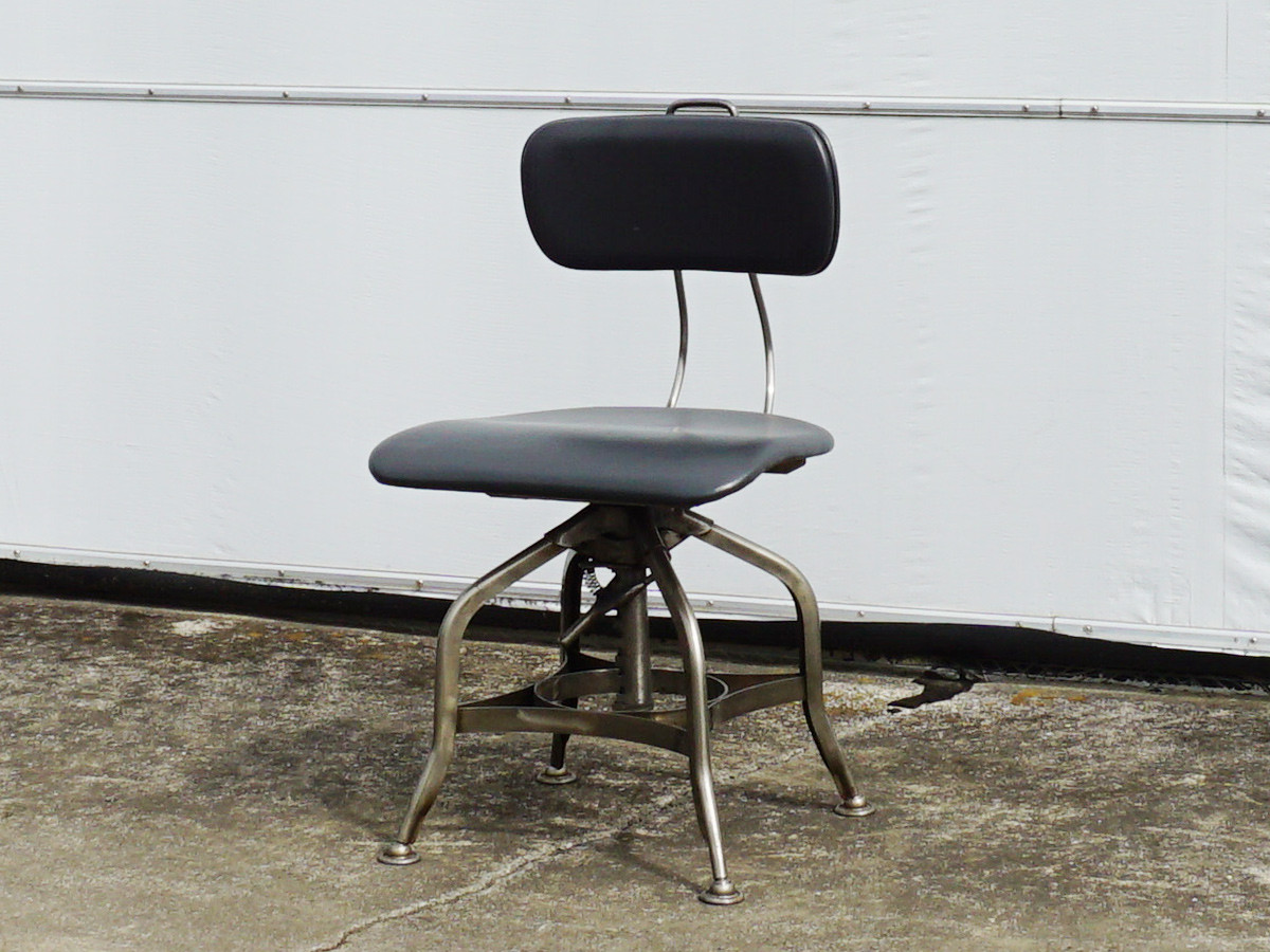 RE : Store Fixture UNITED ARROWS LTD. Toledo Chair Leather Seat