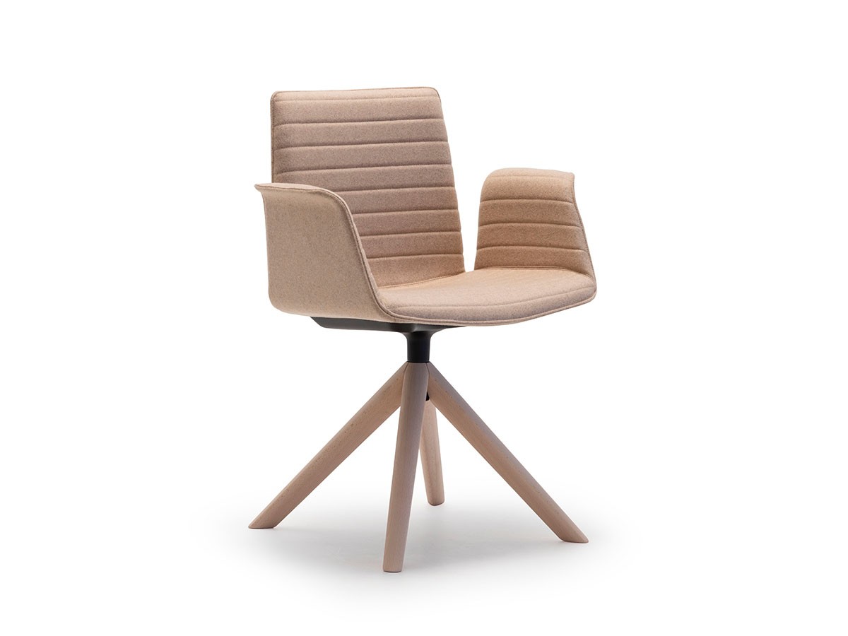 Andreu World Flex Armchair
Fully Upholstered Shell / アンドリュー・ワールド フレックス アームチェア SO1647
回転式木脚（フルパッド） （チェア・椅子 > ダイニングチェア） 1