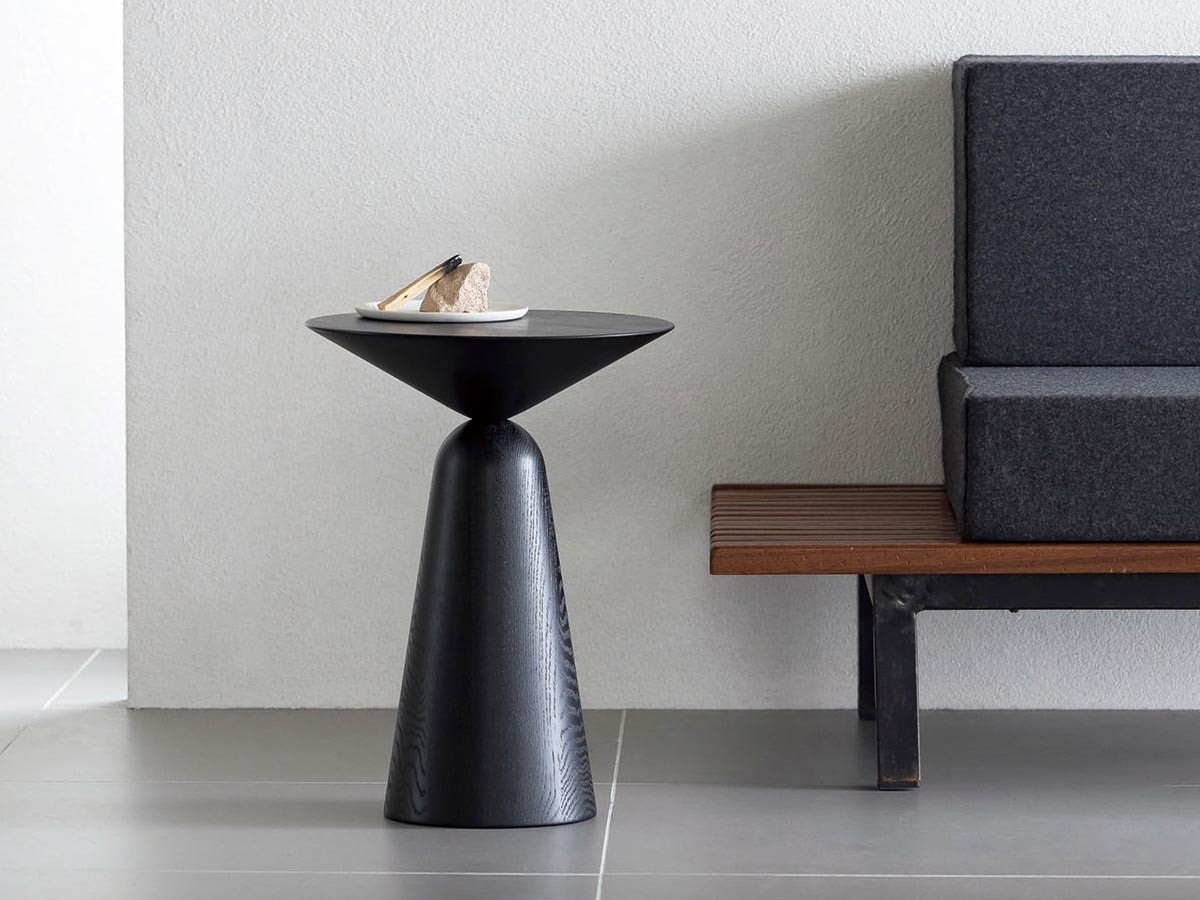 FLYMEe Parlor Side Table