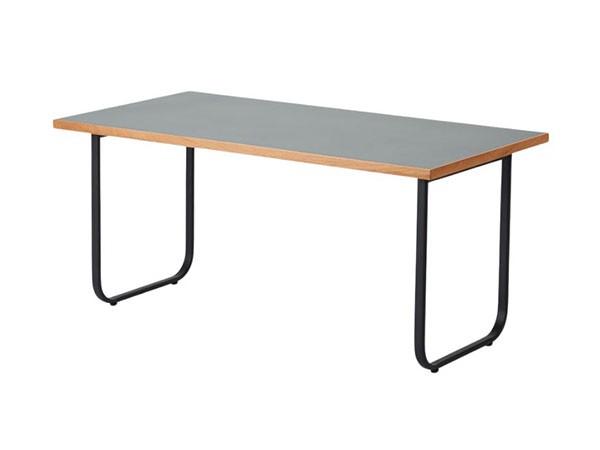 KUUM Table