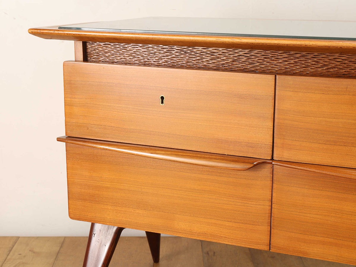 Lloyd's Antiques Real Antique
Italian Glass Top Sideboard / ロイズ・アンティークス イタリアアンティーク家具
イタリアン グラストップ サイドボード （収納家具 > サイドボード・リビングボード） 8