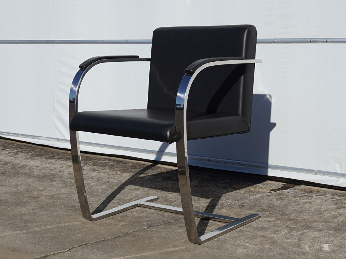 RE : Store Fixture UNITED ARROWS LTD. Cantilever Chair A / リ 