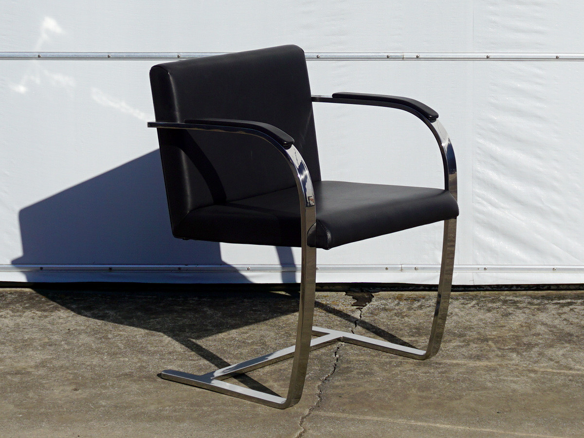 RE : Store Fixture UNITED ARROWS LTD. Cantilever Chair A / リ 
