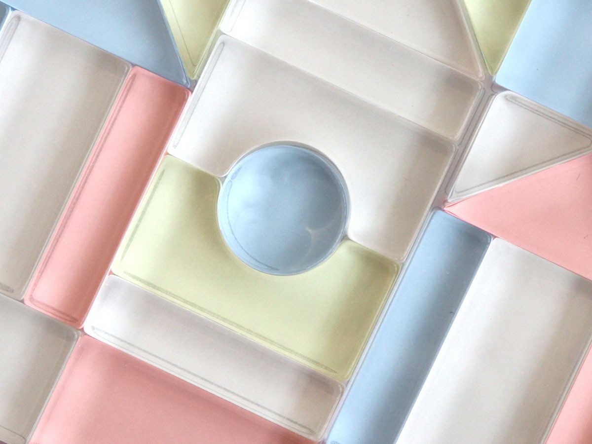 Lumiere Cubes / ルミエール キューブ
アクリル積み木 43ピース （キッズ家具・ベビー用品 > おもちゃ・玩具） 13