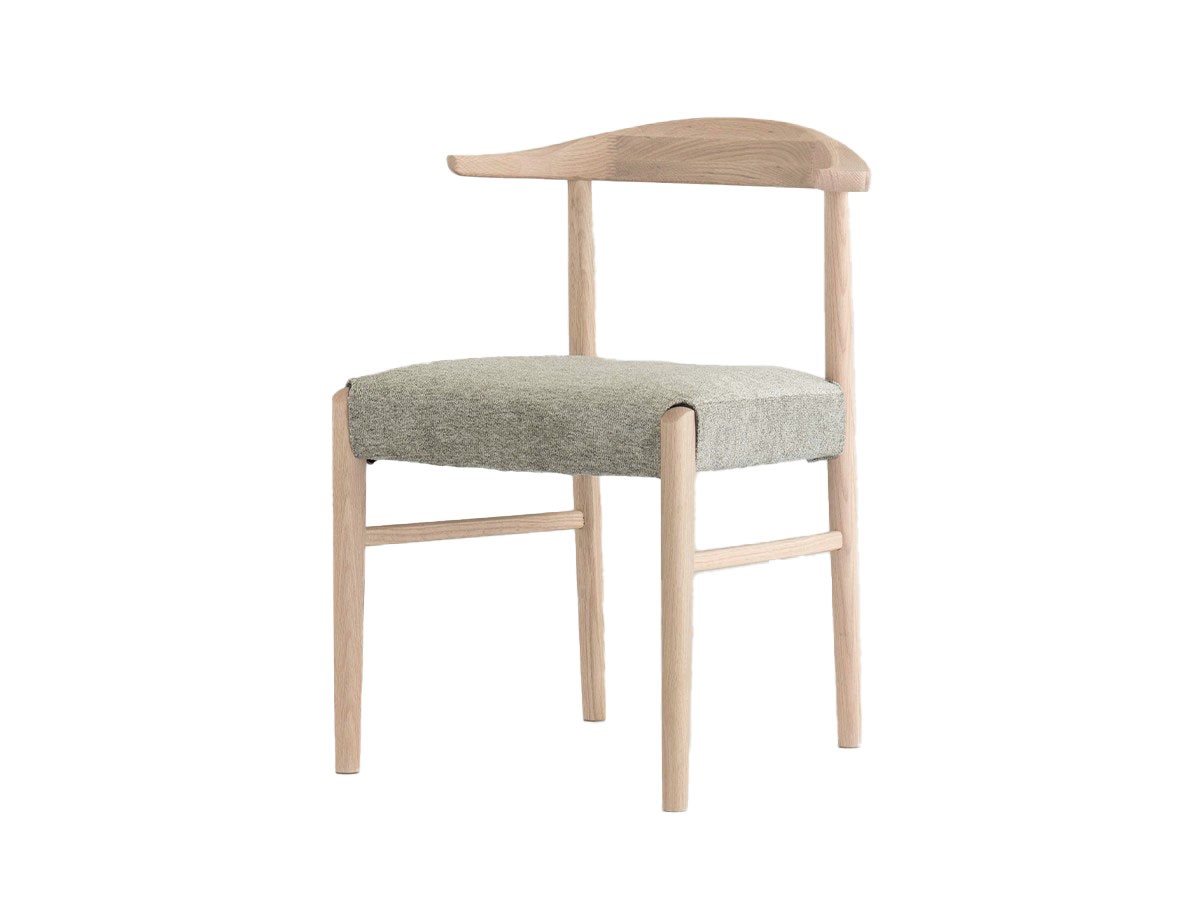 FAMORA CHAIR