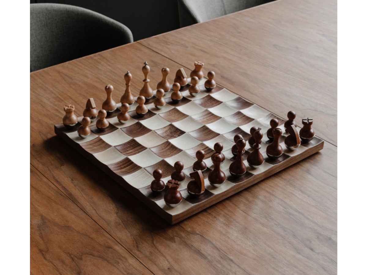 Umbra Wobble Chess Set / アンブラ ウォブル チェスセット （キッズ家具・ベビー用品 > おもちゃ・玩具） 4