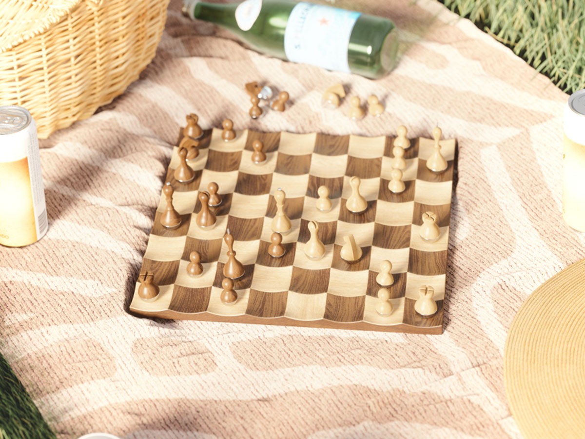 Umbra Wobble Chess Set / アンブラ ウォブル チェスセット （キッズ家具・ベビー用品 > おもちゃ・玩具） 12