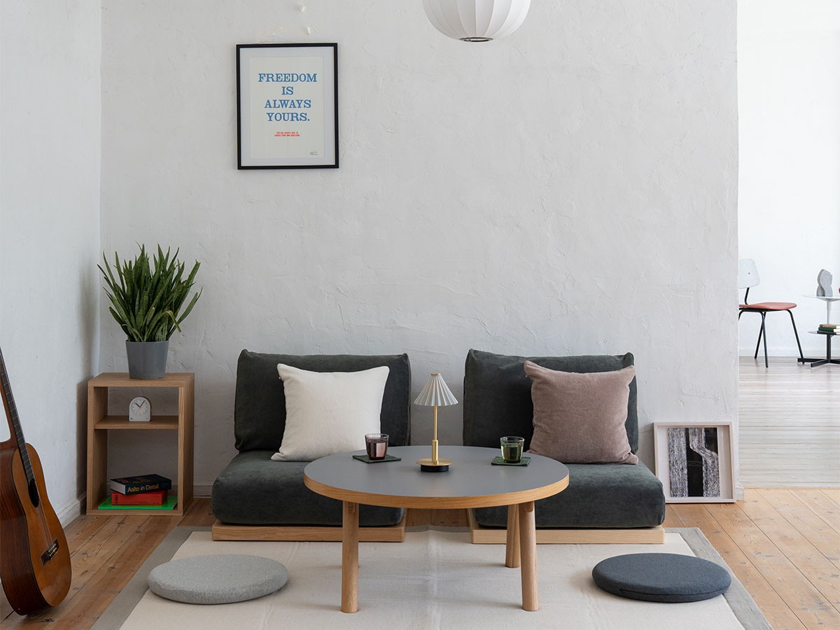 ENEN KUUM Living Table / エネン クーム 円形リビングテーブル 木脚 （テーブル > ローテーブル・リビングテーブル・座卓） 3