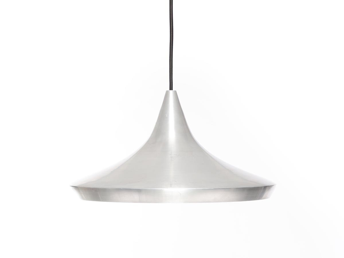 Tom Dixon. Unbeaten Wide Pendant LED / トム・ディクソン アンビートゥン ワイド ペンダントライト 内蔵LED (ライト・照明 > ペンダントライト) 1