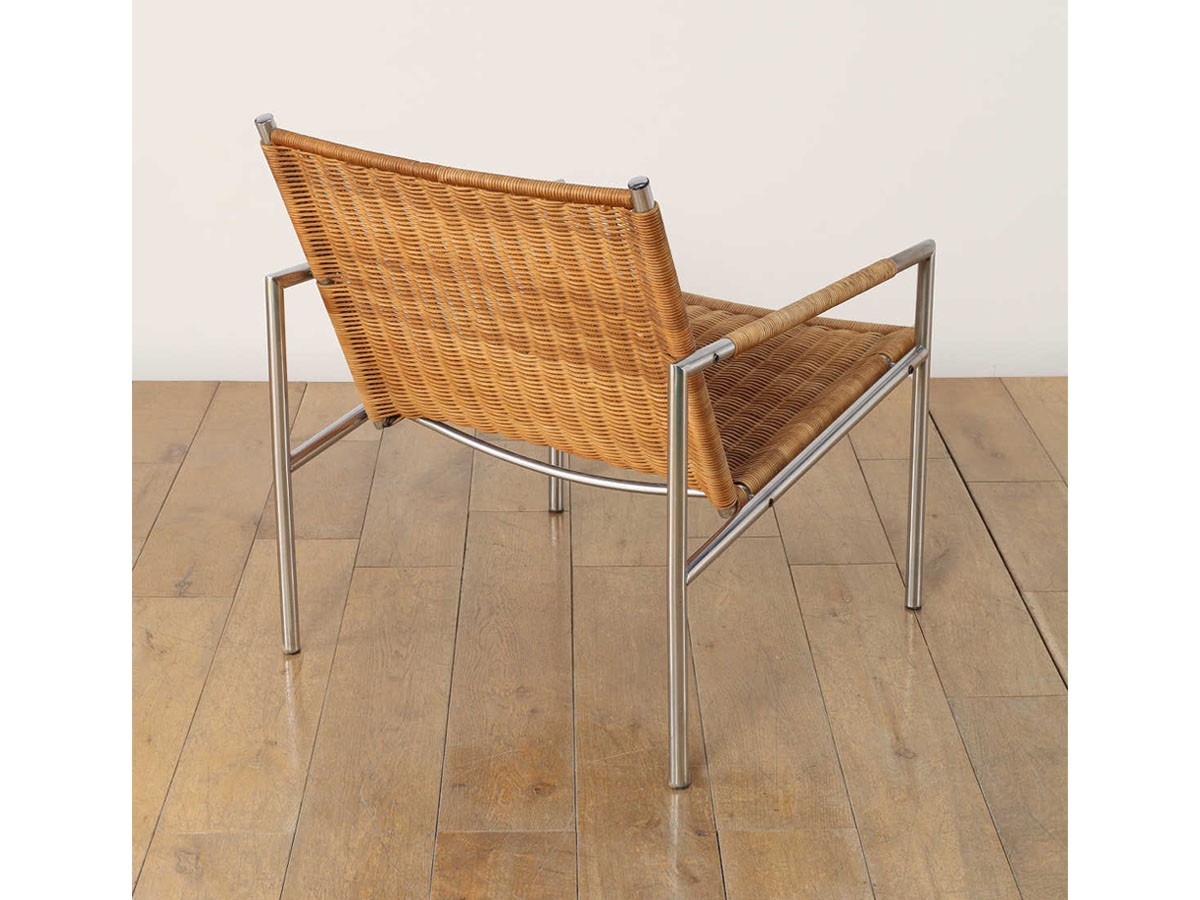 Lloyd's Antiques Real Antique
Martin Visser SZ01 Lounge Chair / ロイズ・アンティークス オランダアンティーク家具
マルティン・フィッサー SZ01ラウンジチェア （チェア・椅子 > ラウンジチェア） 9