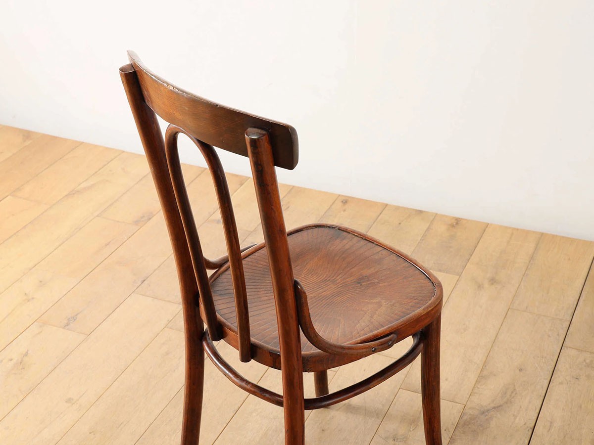 Real Antique
Bentwood Chair U Back 9