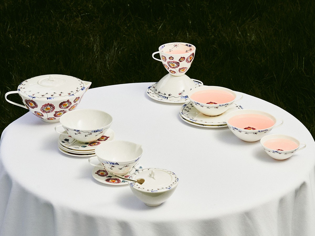 MIDNIGHT FLOWERS by MARNI
Cappuchino Cup with Saucer Anemone Milk / ミッドナイトフラワーズ バイ マルニ
カプチーノカップ / ソーサー 200ml アネモネミルク （食器・テーブルウェア > コーヒーカップ・ティーカップ） 5