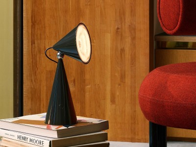 Tom Dixon. Pose Portable / トム・ディクソン ポーズ ポータブル