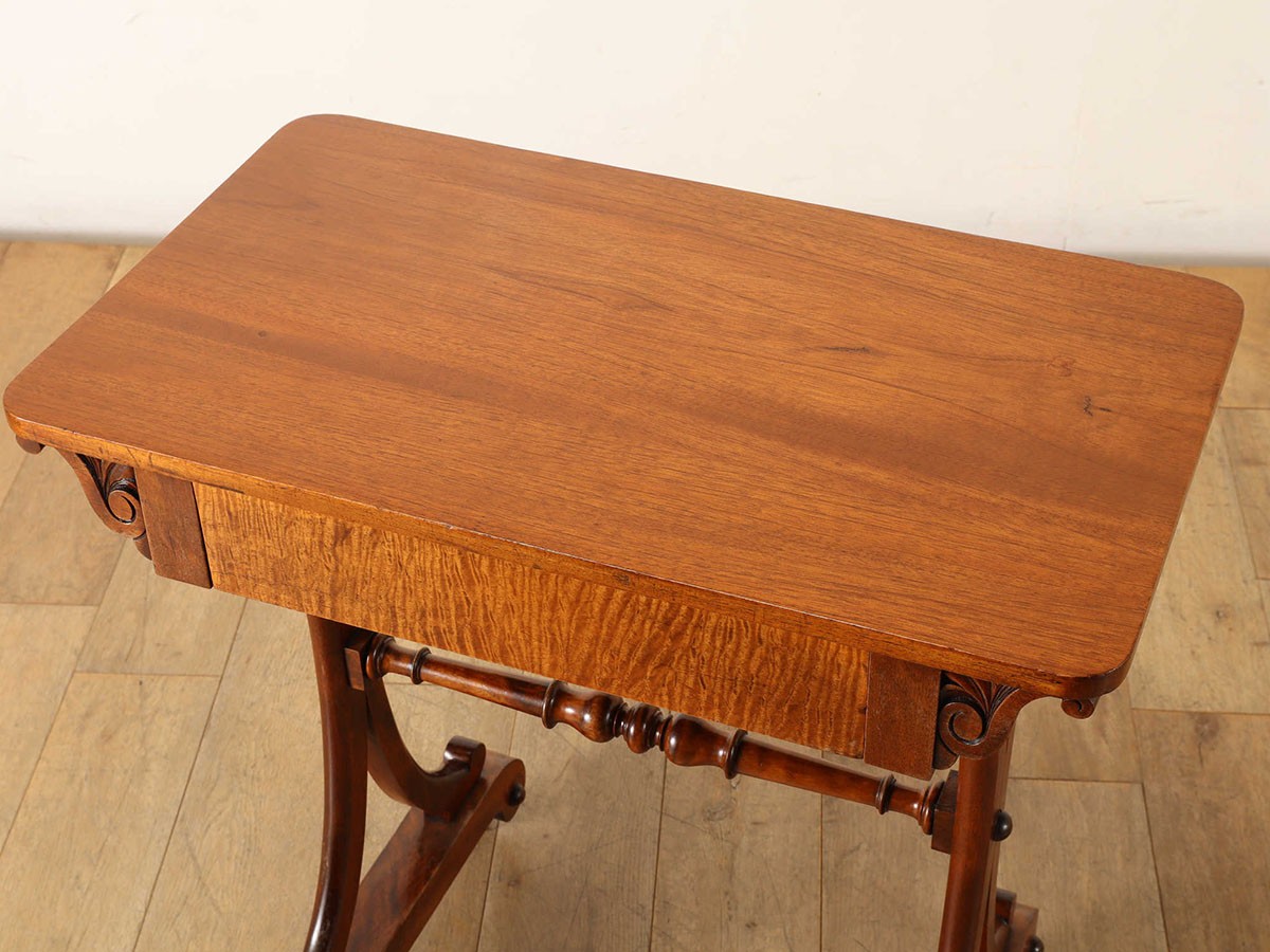 Lloyd's Antiques Real Antique 
Victorian Side Table / ロイズ・アンティークス 英国アンティーク家具
ヴィクトリアン サイドテーブル （テーブル > コンソールテーブル） 5