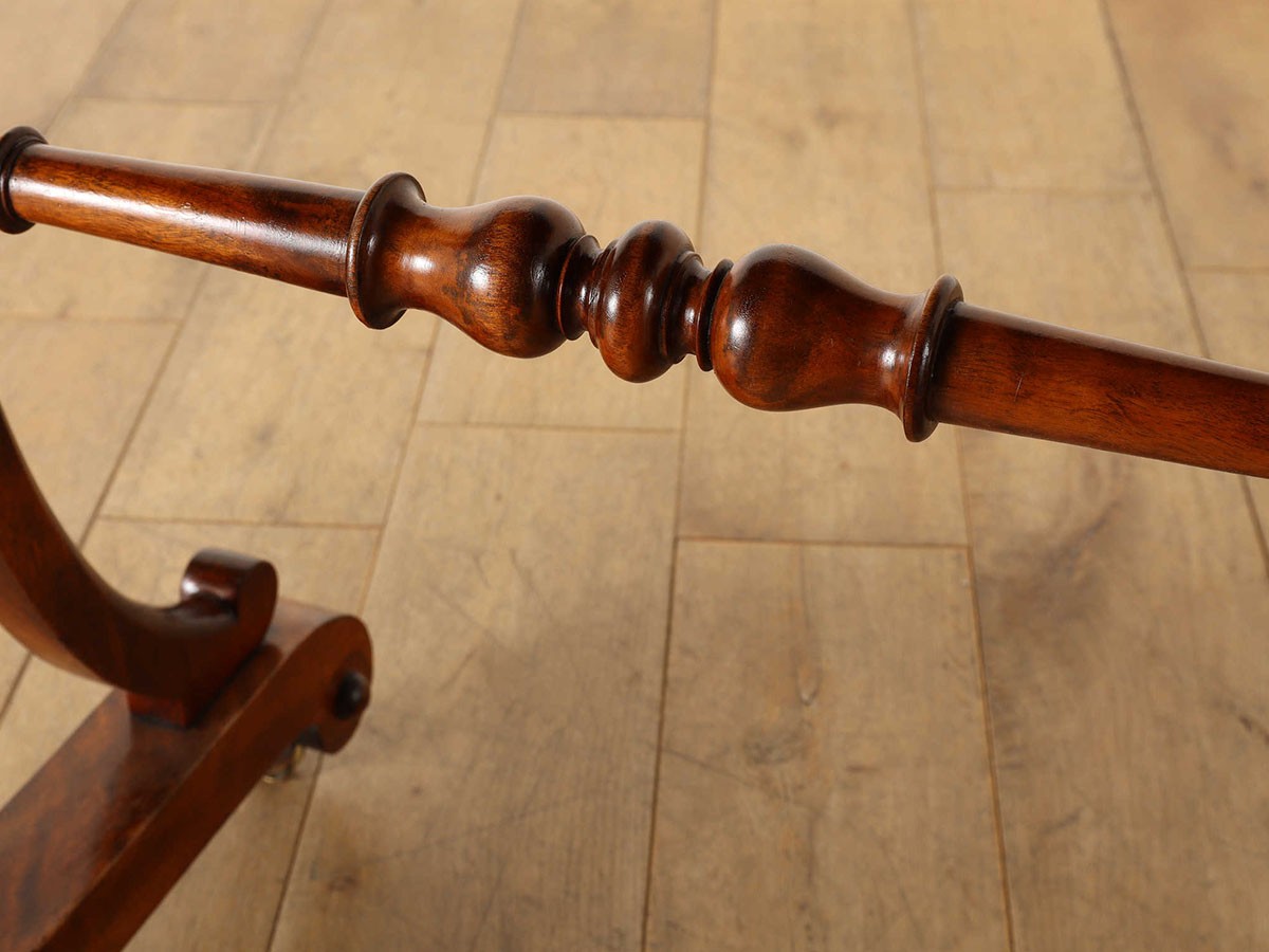 Lloyd's Antiques Real Antique 
Victorian Side Table / ロイズ・アンティークス 英国アンティーク家具
ヴィクトリアン サイドテーブル （テーブル > コンソールテーブル） 13